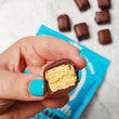 Charger l'image dans la galerie, Mallow Puffs, Guimauves vegan caramel salé & chocolat noir - 100g